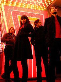 Howling Bells 