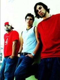 Smile Empty Soul 微笑空魂