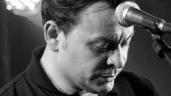 Manic Street Preachers - Postcards From A Young Man