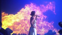 Nelly Furtado - Maneater