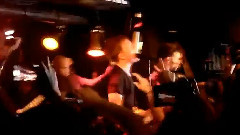 Fall Out Boy - My Songs Know What You Did In The Dark(Light Em Up)