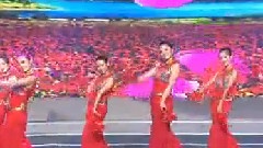 众手浇开幸福花