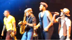 Bruno Mars - Drum Solo & Locked Out Of Heaven