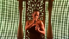 Alicia Keys - Girl On Fire