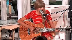 Taylor Swift - Treacherous