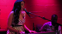 Erin Christine - Green Lights