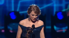 Taylor Swift - 2010格莱美Taylor年度村专获奖感言