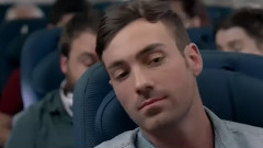 Dierks Bentley - Drunk On A Plane