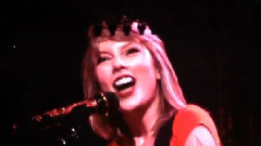 Taylor Swift - You Belong With Me