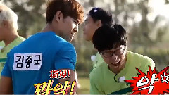 Running Man - 踢足球