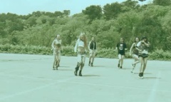 别用她的感情伤我的心