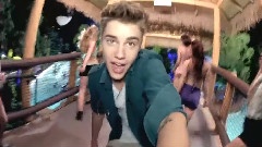 Justin Bieber,Nicki Minaj - Beauty And A Beat