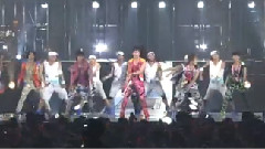 东方神起 - LIVE TOUR