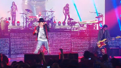 Guns N' Roses - Rocket Queen(赌城演唱会)