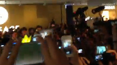 G-Dragon(BigBang) - VERSACE开业