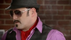 Nickelback - Trying Not To Love You