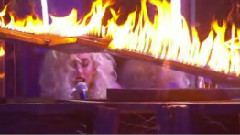 Lady Gaga - Bad Romance & Speechless