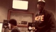 Mario(美国) - 在录音室录制新歌现场