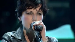 Dolores O’Riordan - Zombie