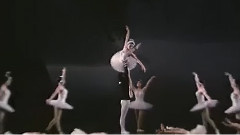 电影< 爱情与遗产 > 歌舞片段