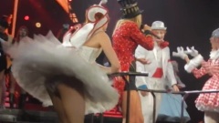 Taylor Swift - Ed Sheeran Dresses Up As A Clown And Crashes WANEGBT