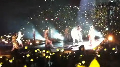 G-Dragon(BigBang) - Openning & 疯狂Go & Heartbreaker & One Of A Kind & Light It Up