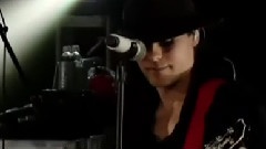 30 Seconds To Mars - Hurricane & Closer To The Edge