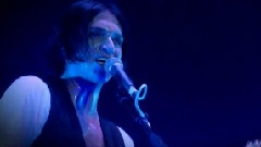 Placebo - We Come In Pieces