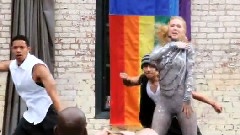 Souvenirs & Living Dream