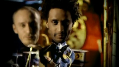 Elbow - Asleep In The Back