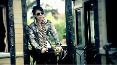 Âm Dương Cach Biệt