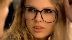 Taylor Swift - You Belong With Me