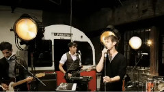 Foster The People - Pumped Up Kicks