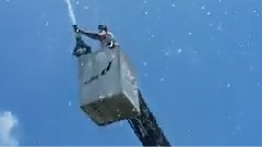 G-Dragon(BigBang) - Dry D Water Fight