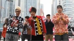 大摇大摆迎春来