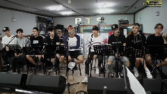 Growl Behind小花絮