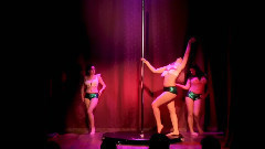 Express Display Irina And Camilla