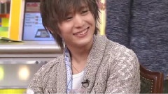 世界まる見えSP 山田凉介吃东西片段 12/03/12