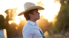 倪安东 - 想回家