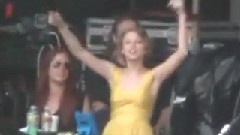 Taylor Swift - At Bayou Country Superfest