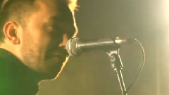 Rise Against - Savior