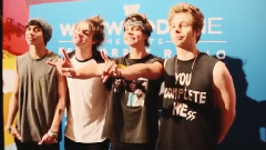 5 Seconds of Summer - Billboard Music Awards 2014