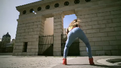 Fraules Dancing To Make Me Wine(King Richman Remix)