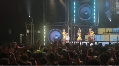 板野友美 Live ~SxWxAxG~ DVD 全场版