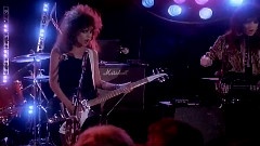 The Bangles - Walk Like An Egyptian