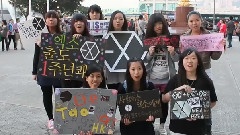 香港粉丝对EXO出道一周年的祝福