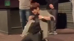 李准 - <客人> 舞台问候中的暴风Dance