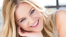 Kelsea Ballerini - Love Me Like You Mean It