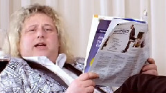 Single Nockat Vor Der Himmelstur