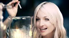 Kate Miller - Caught In The Crowd